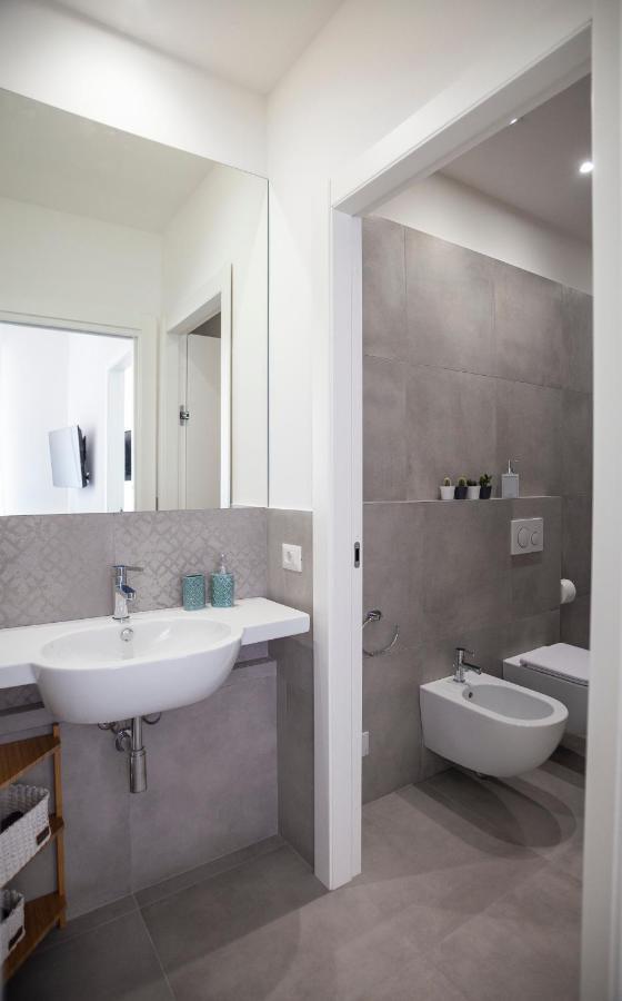 Milano Navigli Apartment - Zona Tortona Eksteriør billede